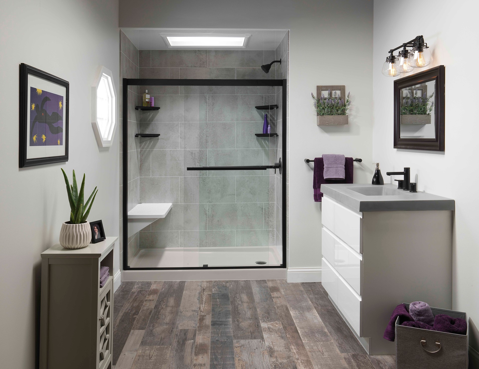 <div><span style="color: #0d0d50;"><strong>Walk-In Shower Solutions</strong></span></div>
